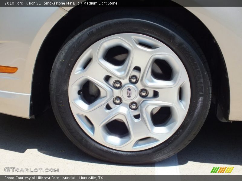 Smokestone Metallic / Medium Light Stone 2010 Ford Fusion SE