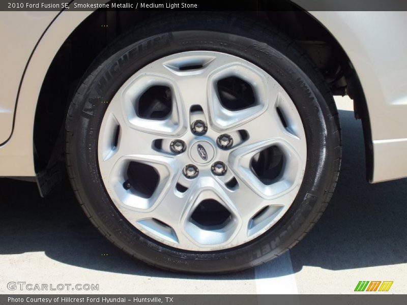 Smokestone Metallic / Medium Light Stone 2010 Ford Fusion SE