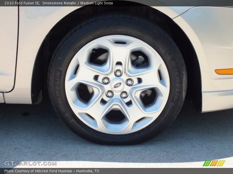 Smokestone Metallic / Medium Light Stone 2010 Ford Fusion SE