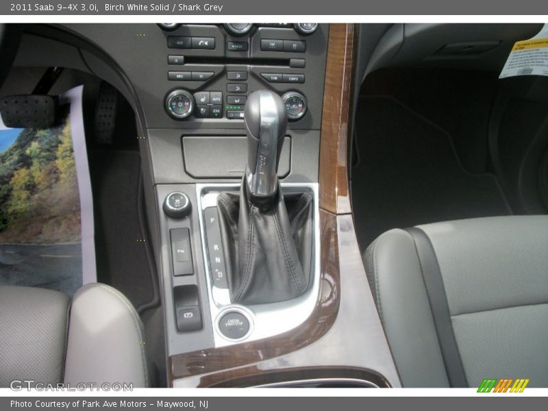  2011 9-4X 3.0i 6 Speed Automatic Shifter