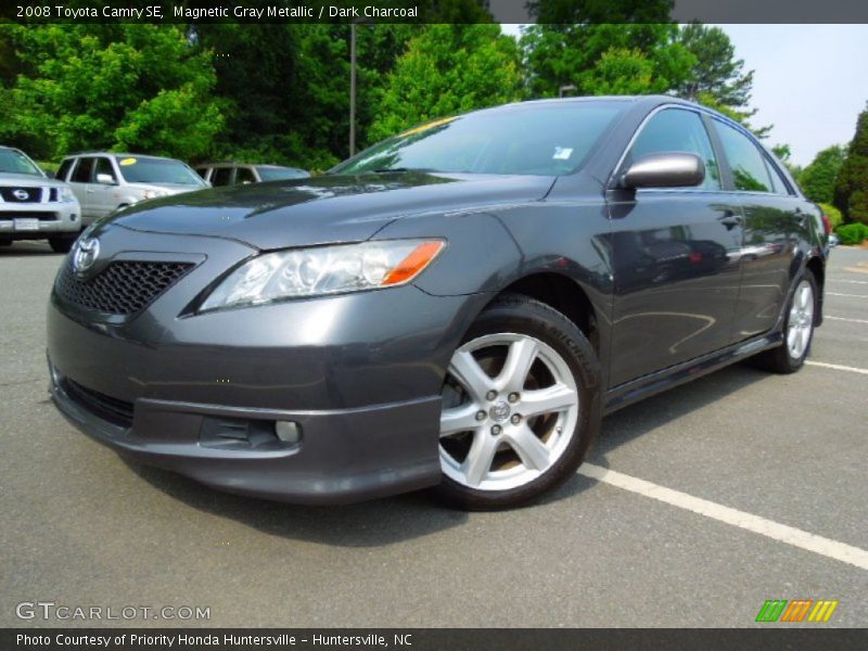 Magnetic Gray Metallic / Dark Charcoal 2008 Toyota Camry SE
