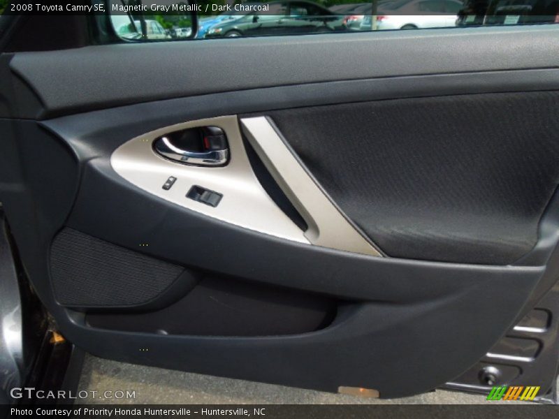 Magnetic Gray Metallic / Dark Charcoal 2008 Toyota Camry SE