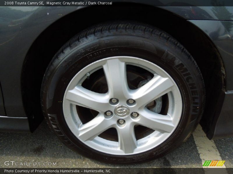 Magnetic Gray Metallic / Dark Charcoal 2008 Toyota Camry SE