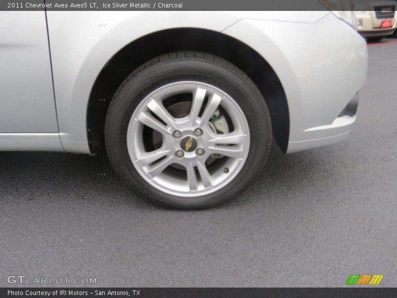 Ice Silver Metallic / Charcoal 2011 Chevrolet Aveo Aveo5 LT