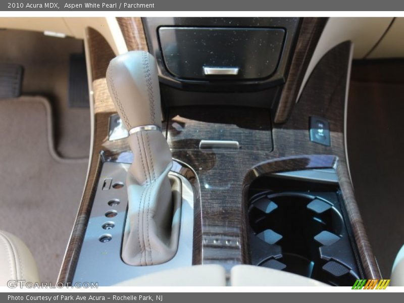 Aspen White Pearl / Parchment 2010 Acura MDX