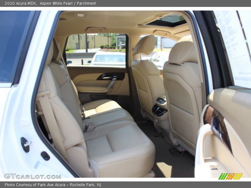 Aspen White Pearl / Parchment 2010 Acura MDX