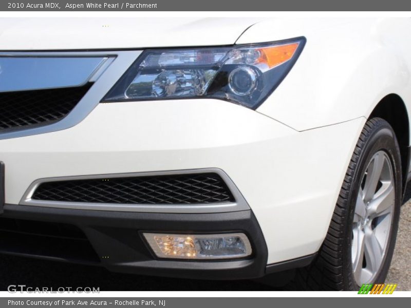 Aspen White Pearl / Parchment 2010 Acura MDX