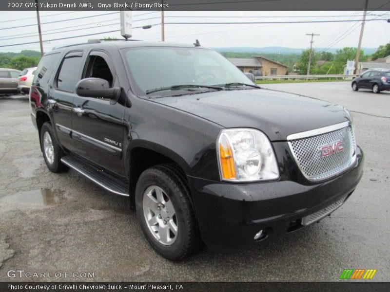 Onyx Black / Ebony Black 2007 GMC Yukon Denali AWD