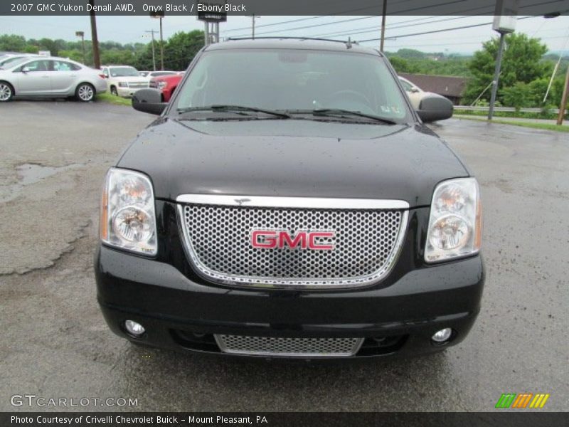 Onyx Black / Ebony Black 2007 GMC Yukon Denali AWD