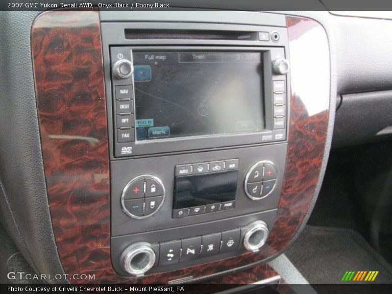 Onyx Black / Ebony Black 2007 GMC Yukon Denali AWD
