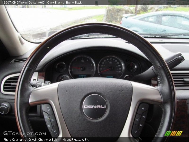 Onyx Black / Ebony Black 2007 GMC Yukon Denali AWD