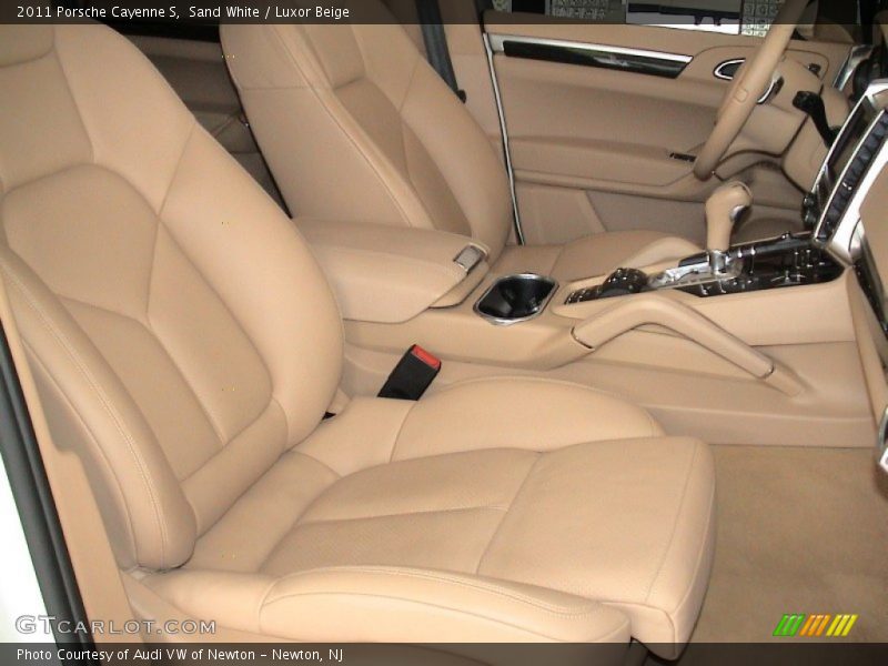 Sand White / Luxor Beige 2011 Porsche Cayenne S