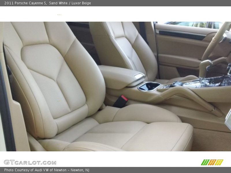 Sand White / Luxor Beige 2011 Porsche Cayenne S