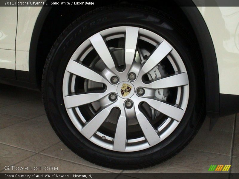 Sand White / Luxor Beige 2011 Porsche Cayenne S