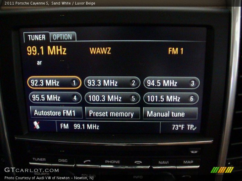 Sand White / Luxor Beige 2011 Porsche Cayenne S