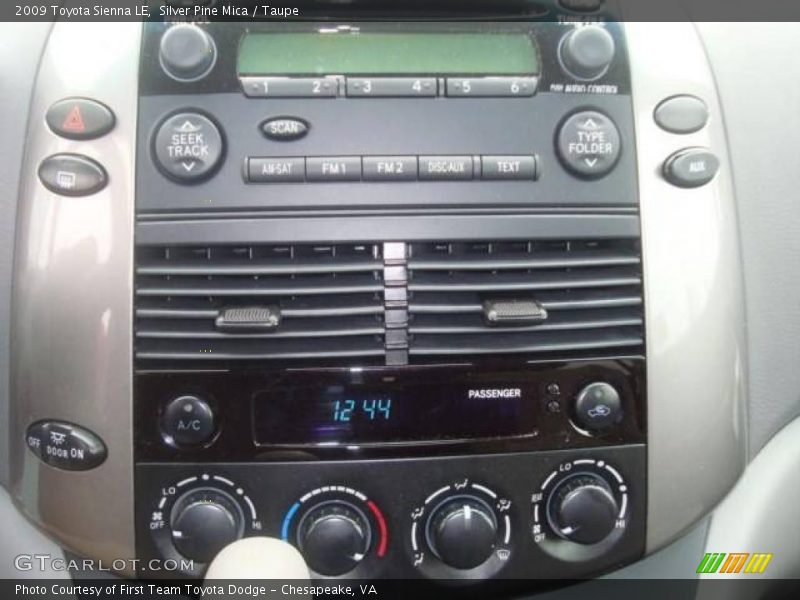 Silver Pine Mica / Taupe 2009 Toyota Sienna LE