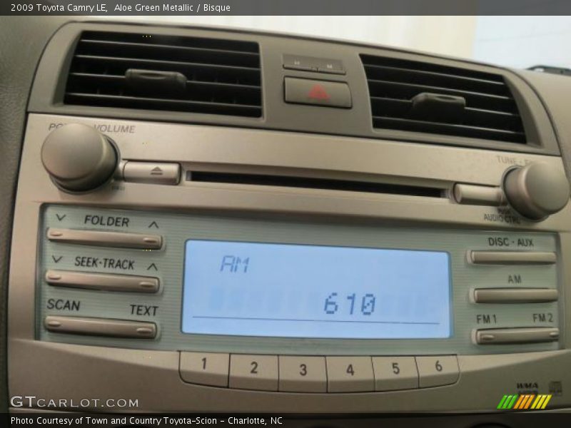 Aloe Green Metallic / Bisque 2009 Toyota Camry LE