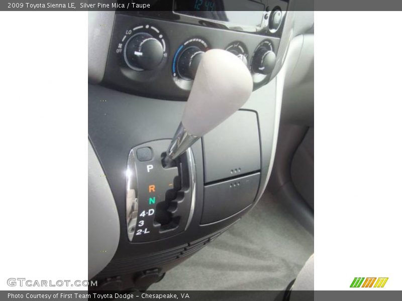 Silver Pine Mica / Taupe 2009 Toyota Sienna LE