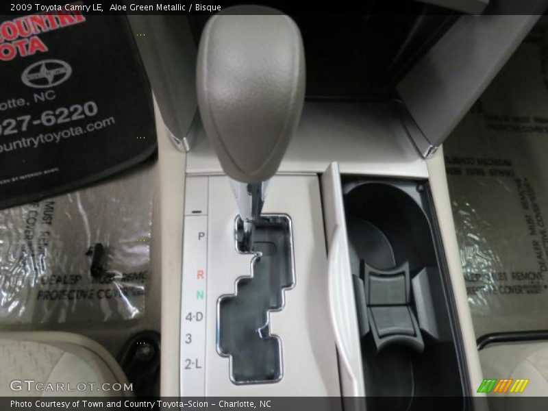 Aloe Green Metallic / Bisque 2009 Toyota Camry LE