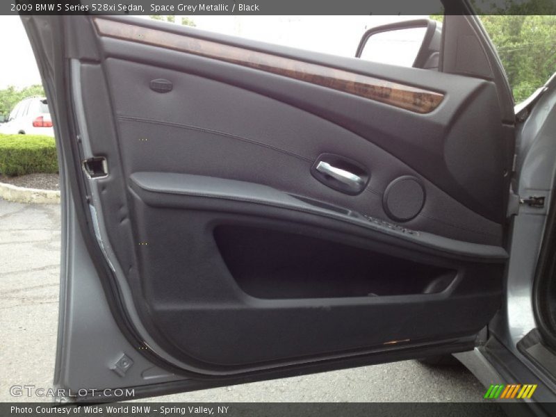 Space Grey Metallic / Black 2009 BMW 5 Series 528xi Sedan