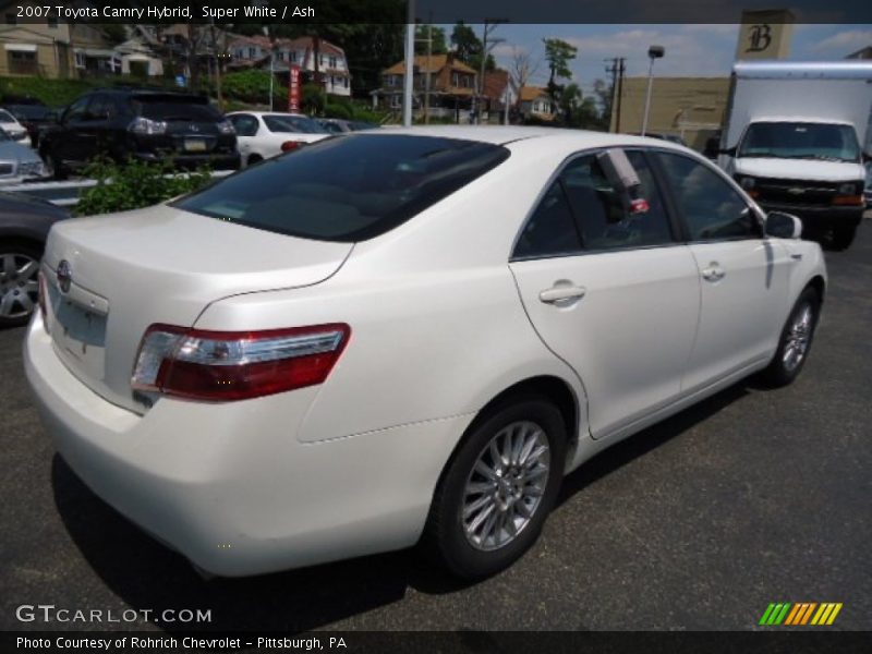 Super White / Ash 2007 Toyota Camry Hybrid