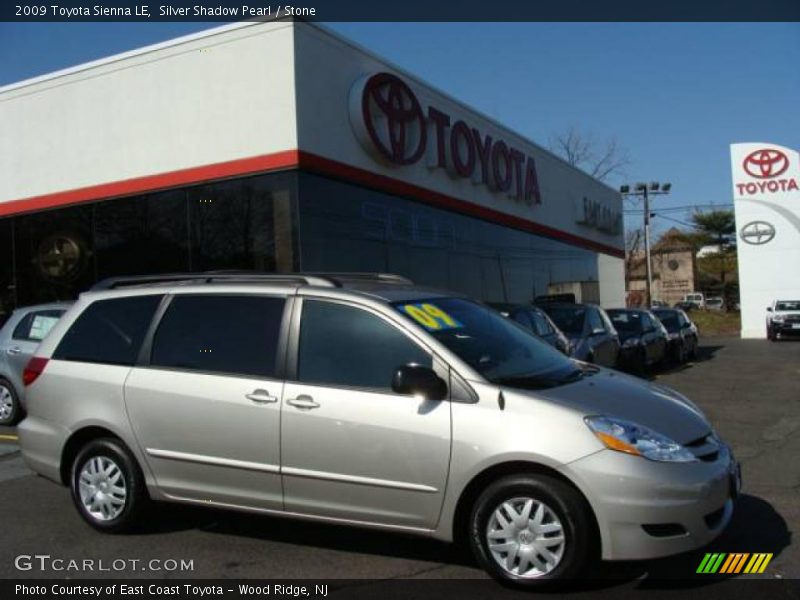 Silver Shadow Pearl / Stone 2009 Toyota Sienna LE
