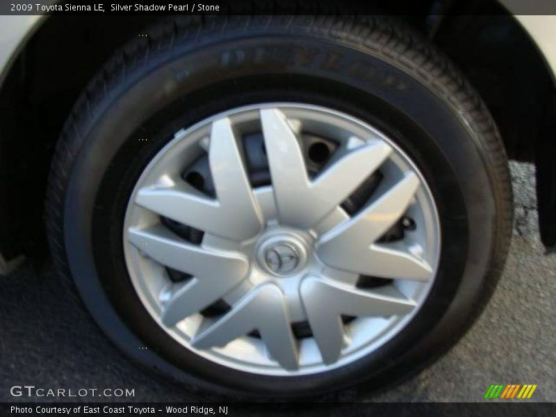Silver Shadow Pearl / Stone 2009 Toyota Sienna LE