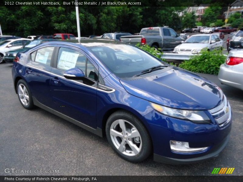 Front 3/4 View of 2012 Volt Hatchback