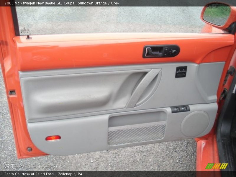 Sundown Orange / Grey 2005 Volkswagen New Beetle GLS Coupe