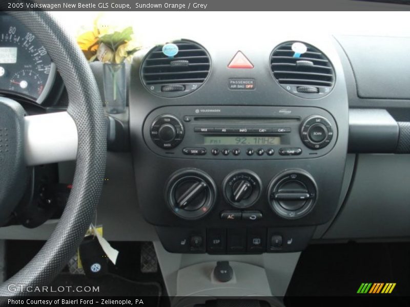 Sundown Orange / Grey 2005 Volkswagen New Beetle GLS Coupe