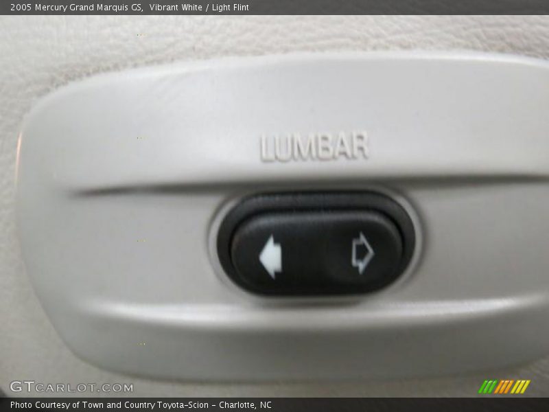 Vibrant White / Light Flint 2005 Mercury Grand Marquis GS