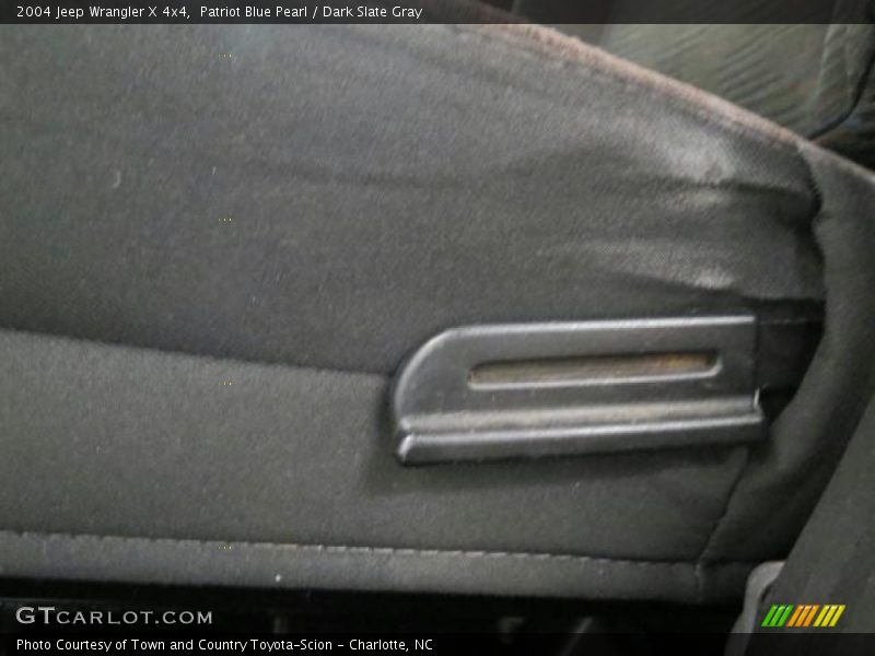 Patriot Blue Pearl / Dark Slate Gray 2004 Jeep Wrangler X 4x4