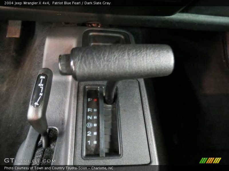 Patriot Blue Pearl / Dark Slate Gray 2004 Jeep Wrangler X 4x4