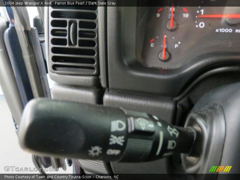 Patriot Blue Pearl / Dark Slate Gray 2004 Jeep Wrangler X 4x4