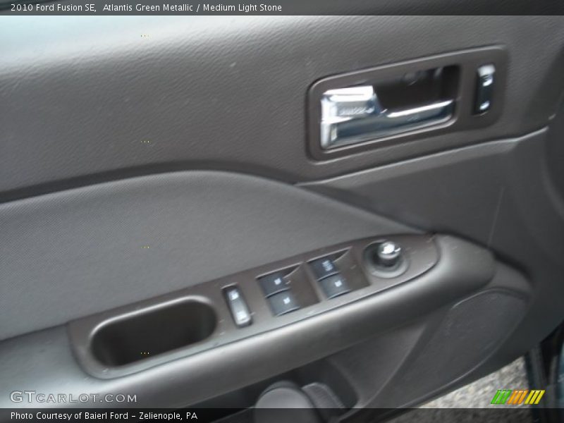 Atlantis Green Metallic / Medium Light Stone 2010 Ford Fusion SE