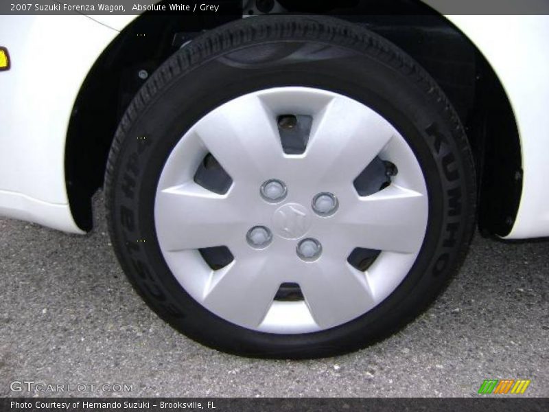 Absolute White / Grey 2007 Suzuki Forenza Wagon
