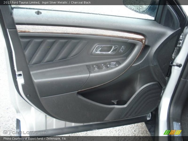 Ingot Silver Metallic / Charcoal Black 2013 Ford Taurus Limited
