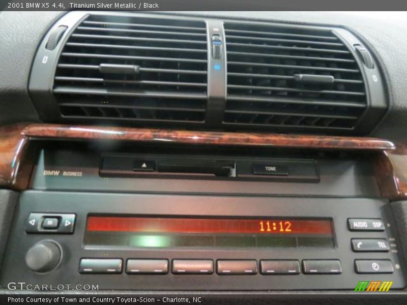 Titanium Silver Metallic / Black 2001 BMW X5 4.4i