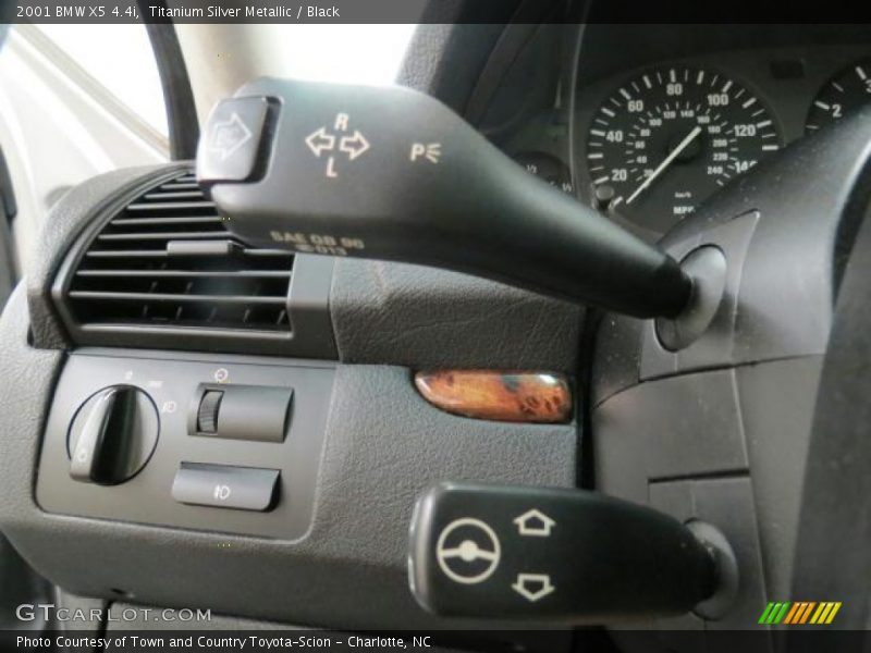 Titanium Silver Metallic / Black 2001 BMW X5 4.4i