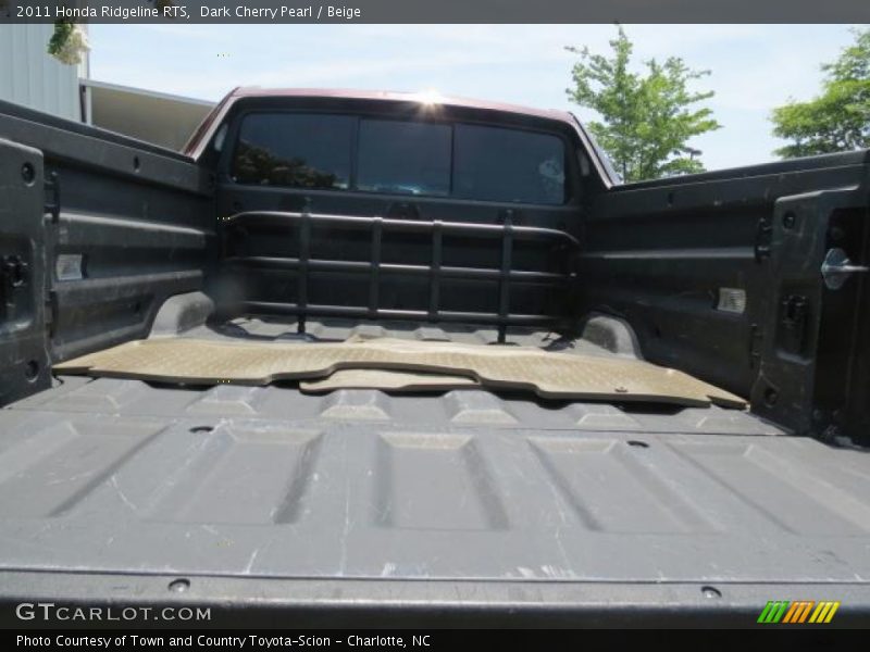 Dark Cherry Pearl / Beige 2011 Honda Ridgeline RTS