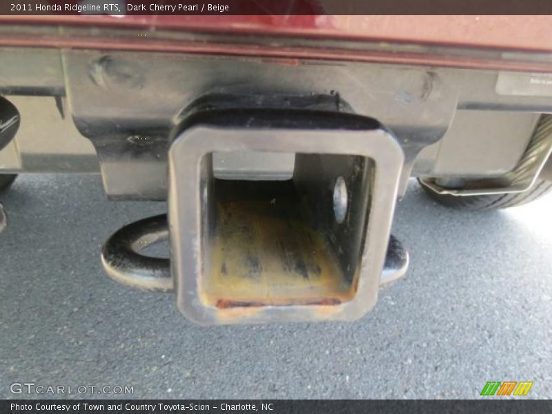 Dark Cherry Pearl / Beige 2011 Honda Ridgeline RTS