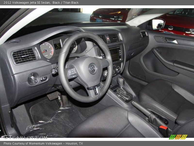 Black / Titan Black 2012 Volkswagen Jetta SE Sedan