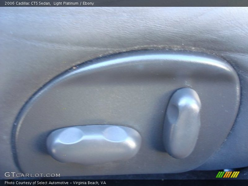 Light Platinum / Ebony 2006 Cadillac CTS Sedan
