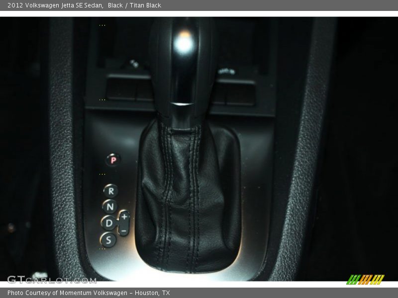 Black / Titan Black 2012 Volkswagen Jetta SE Sedan