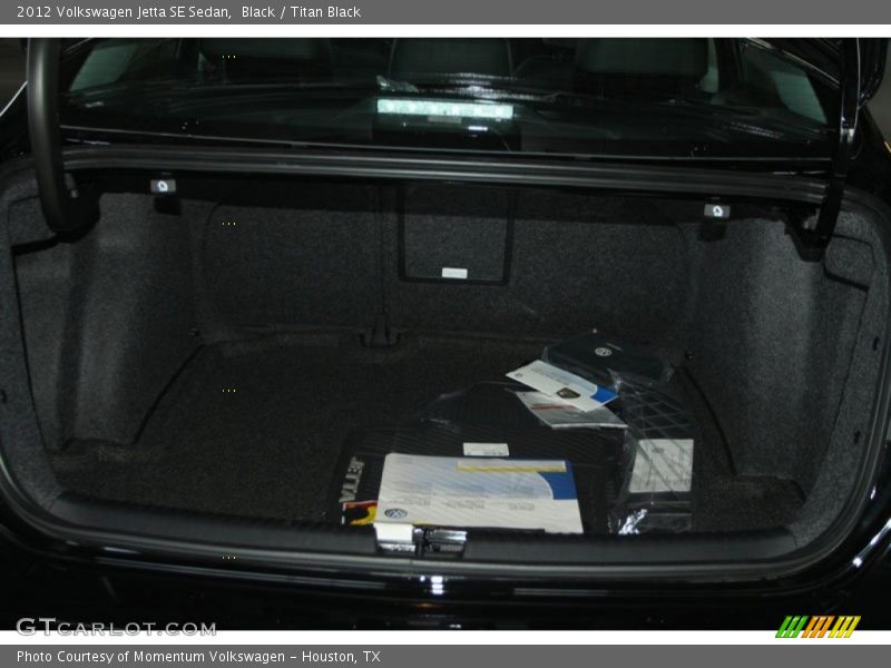 Black / Titan Black 2012 Volkswagen Jetta SE Sedan