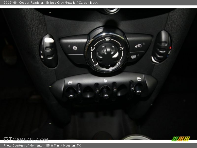 Controls of 2012 Cooper Roadster