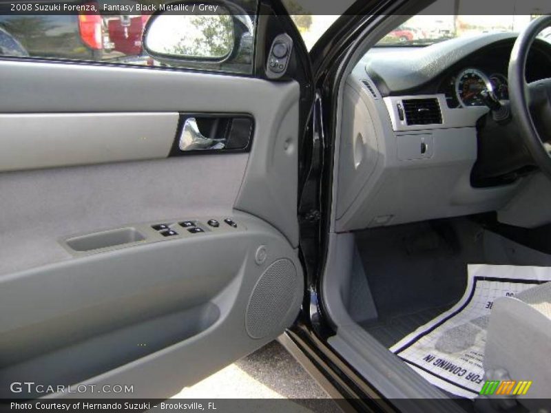 Fantasy Black Metallic / Grey 2008 Suzuki Forenza