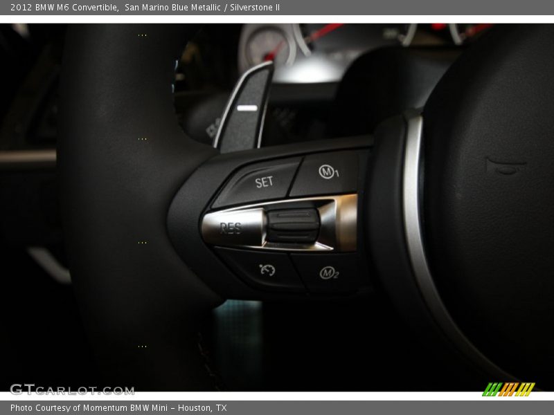 Controls of 2012 M6 Convertible