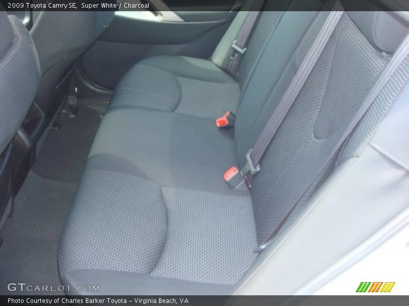 Super White / Charcoal 2009 Toyota Camry SE