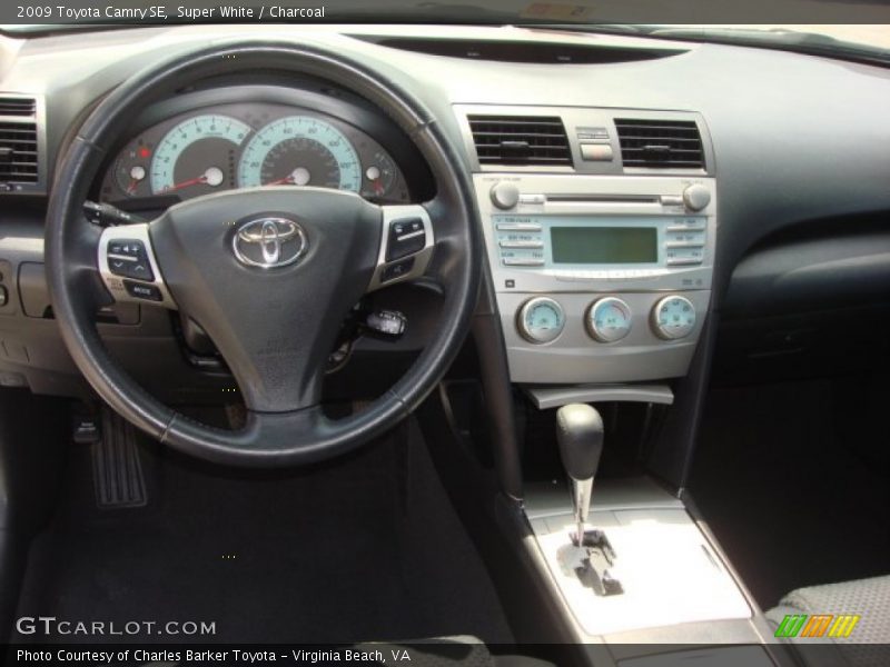 Super White / Charcoal 2009 Toyota Camry SE